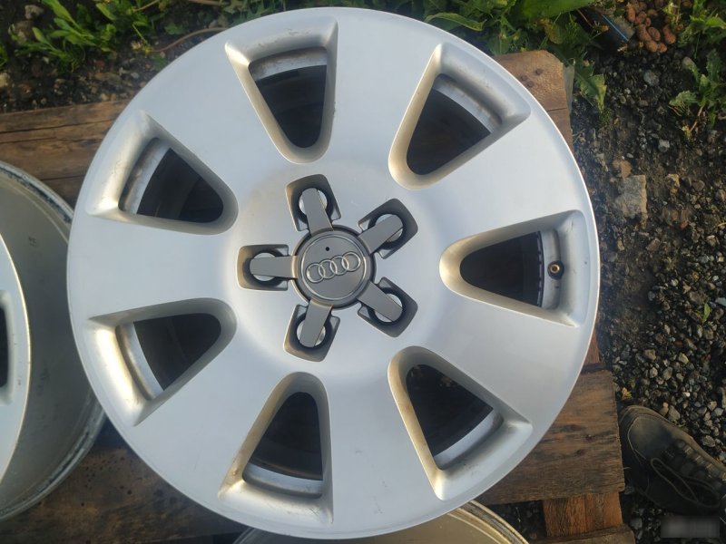 Диски колес Audi Q7 4L