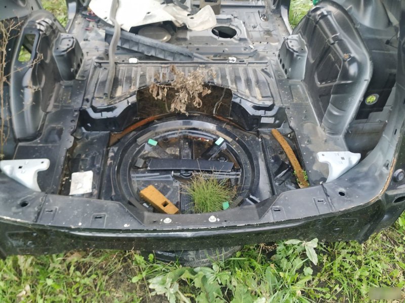 Крыло Audi Q7 2005—2009 4L