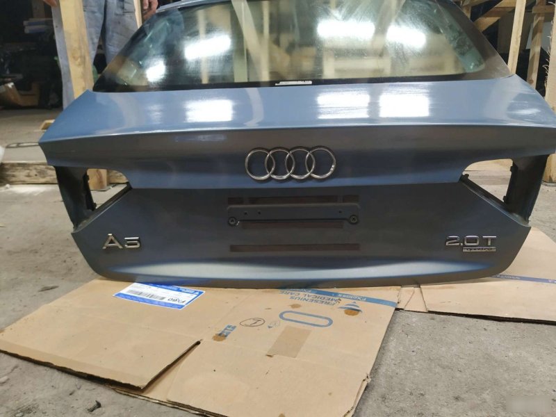 Крышка багажника Audi A5 8T
