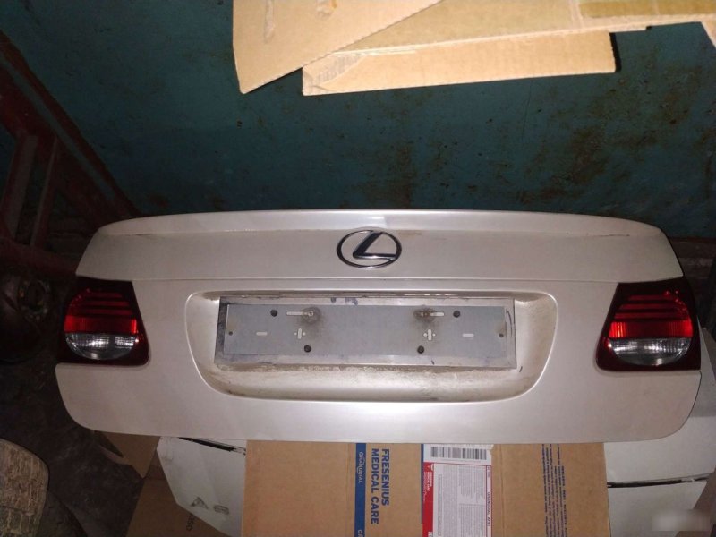 Крышка багажника Lexus GS 190