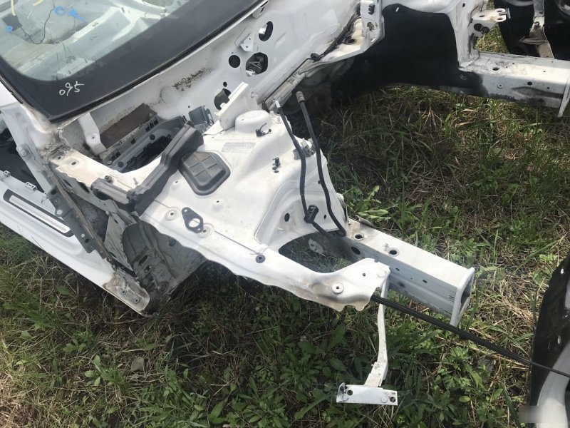 Лонжерон Audi A4 B8