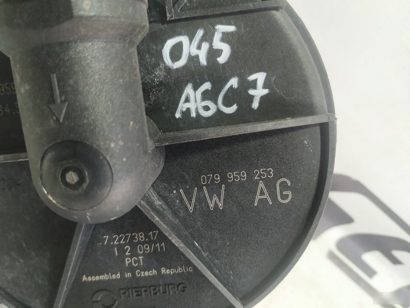 Насос продувки катализатора Audi A6 2011—2014 C7