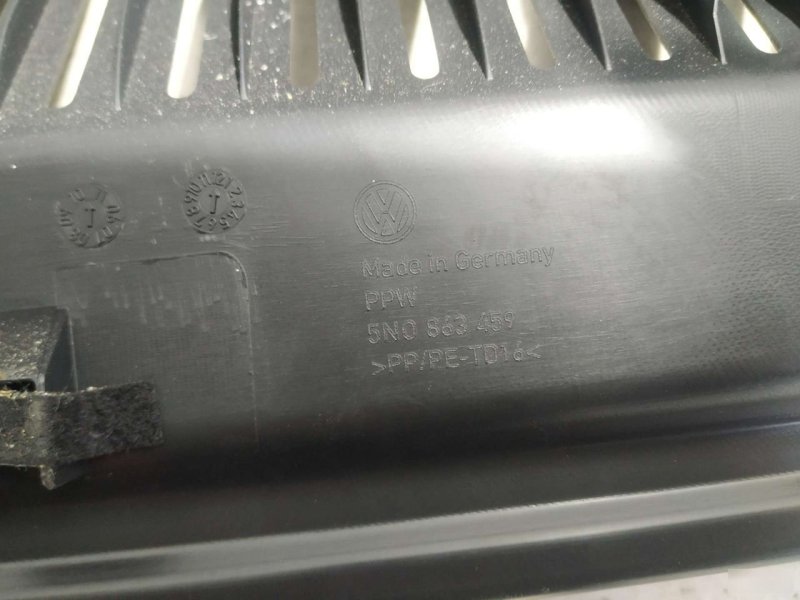 Накладка порога багажника Volkswagen Tiguan 1 2011—2017