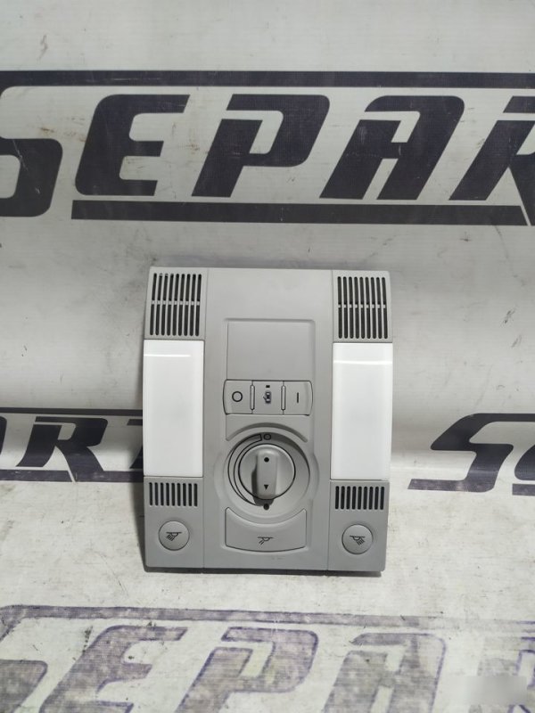 Плафон салона Audi A8 2005—2007 D3