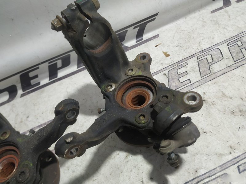 Поворотный кулак Audi A3 2009 8P