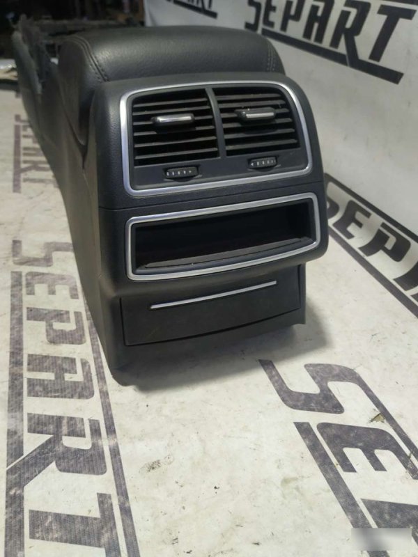 Подлокотник Audi A6 2011—2014 C7