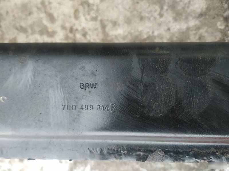 Подрамник Audi Q7 2005—2009 4L