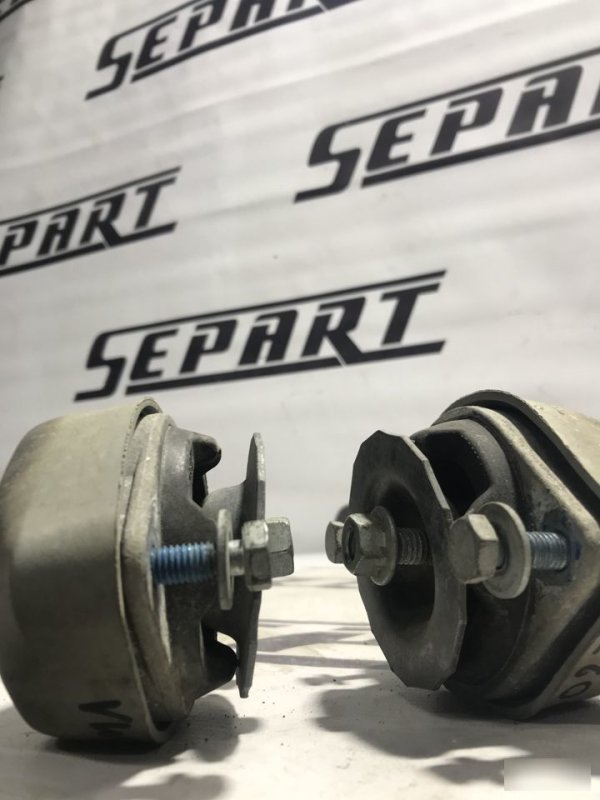 Подушка АКПП Volkswagen Passat B5+