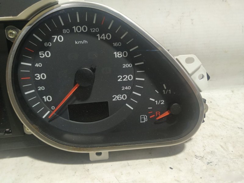 Приборная панель Audi A6 2004—2008 С6