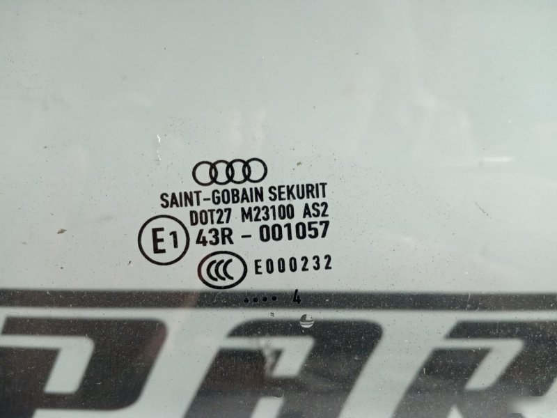 Стекло Audi A4 B6