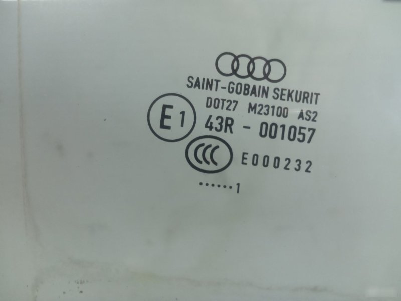 Стекло Audi S3 2006—2008 8P