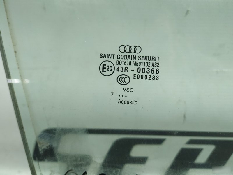 Стекло Audi A8 2005—2007 D3