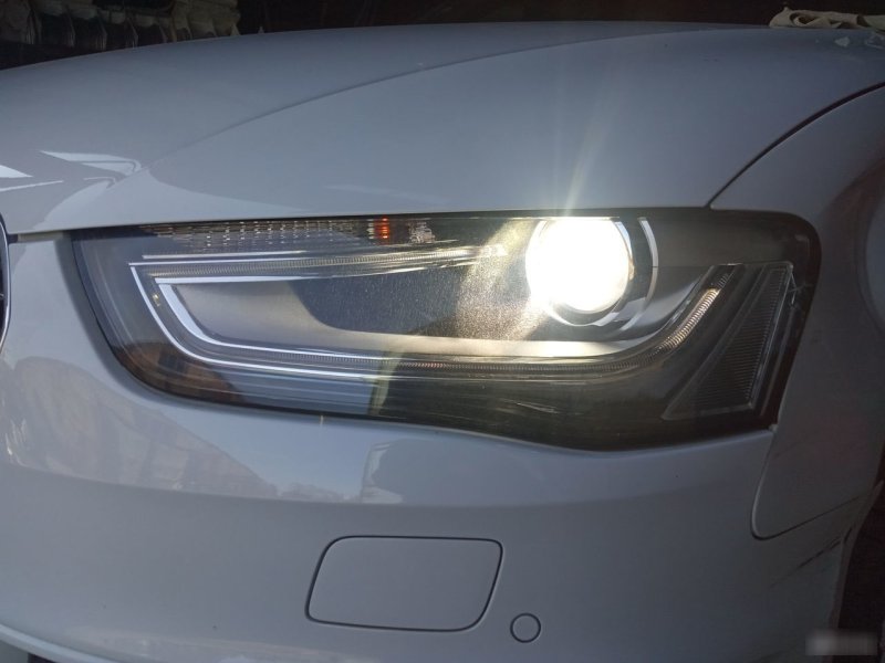 Фара ксеноновая Audi A4 2011—2015 B8