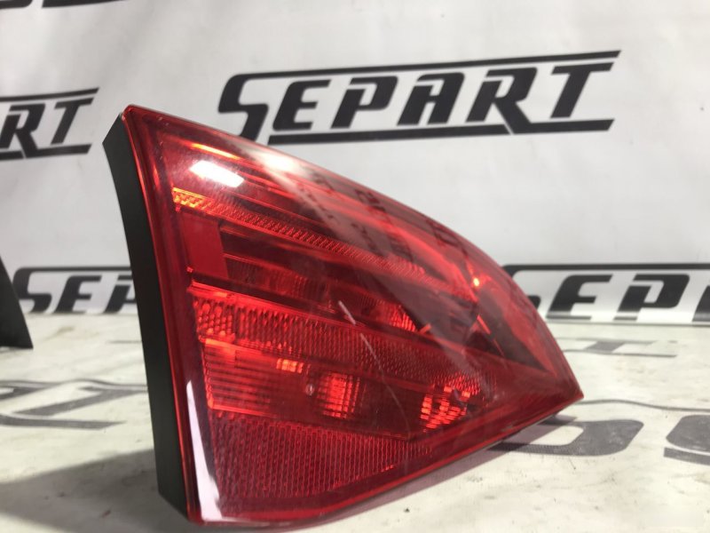 Фонарь внутренний Audi A4 B8