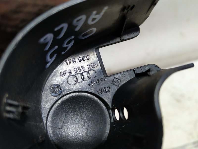 Колпачок дворника заднего Audi A6 2007 C6