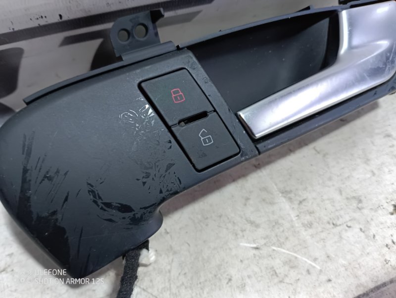 Кнопка центрального замка Audi A3 2009 8P