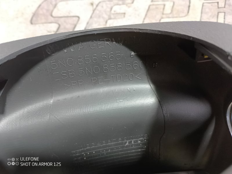 Кожух рулевой колонки Volkswagen Tiguan 2010 5N