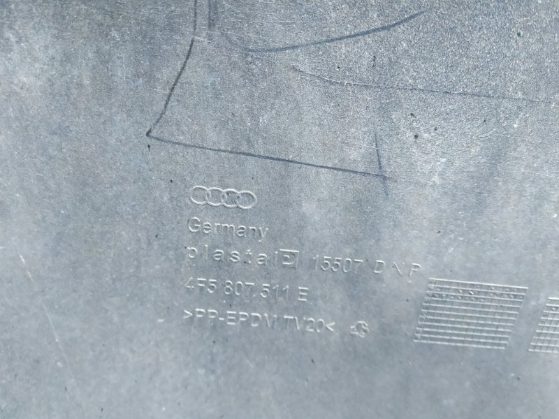 Бампер Audi A6 2010 C6