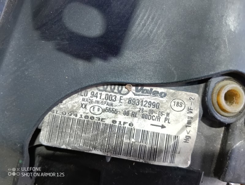 Фара ксеноновая Audi Q7 2007 4L