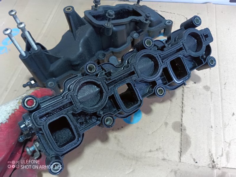 Впускной коллектор Audi Q7 2007 4L