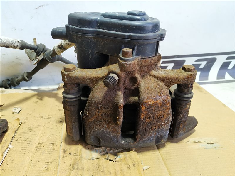 Суппорт Audi A4 2009 B8