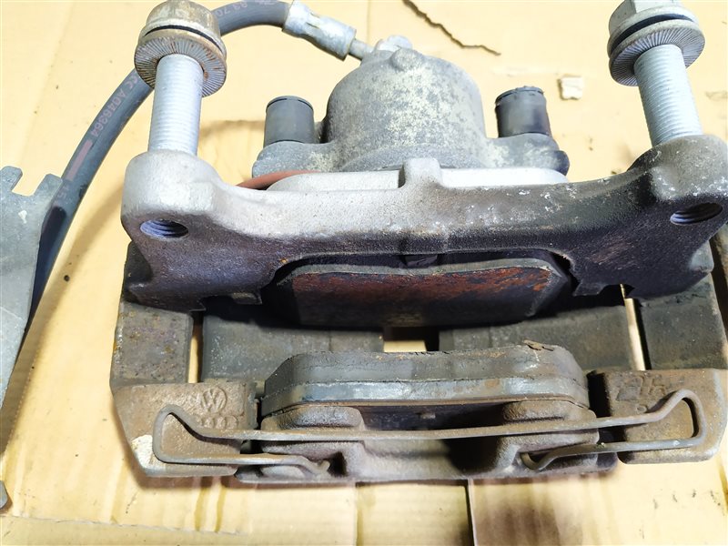 Суппорт Volkswagen Passat 2008 B6