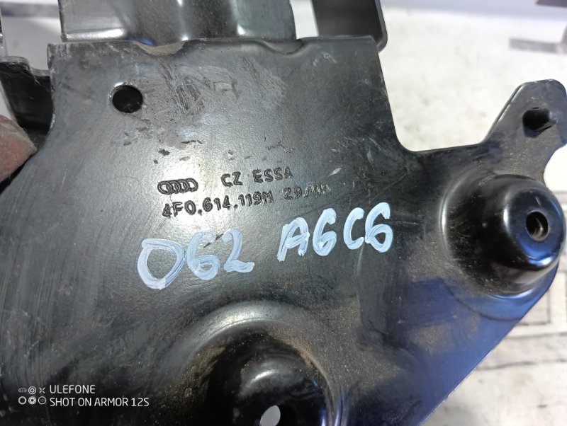 Кронштейн блока ABS Audi A6 2010 C6