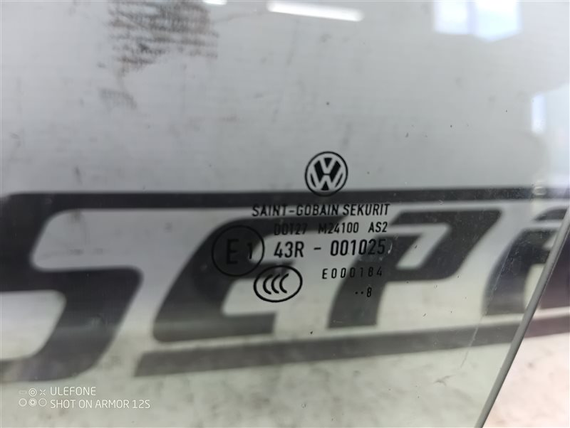 Стекло двери Volkswagen Tiguan 2010 5N