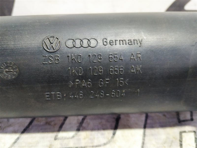 Патрубок Volkswagen Passat 2008 B6