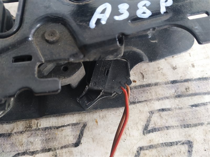 Замок капота Audi A3 2009 8P