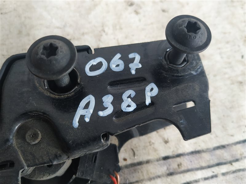 Замок капота Audi A3 2009 8P