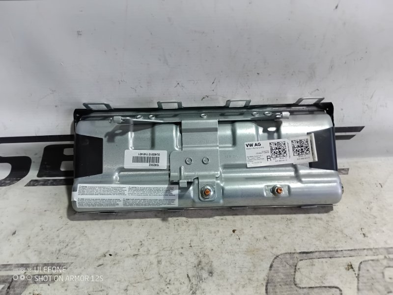 Подушка безопасности в колени Audi A3 2014 8V Sedan
