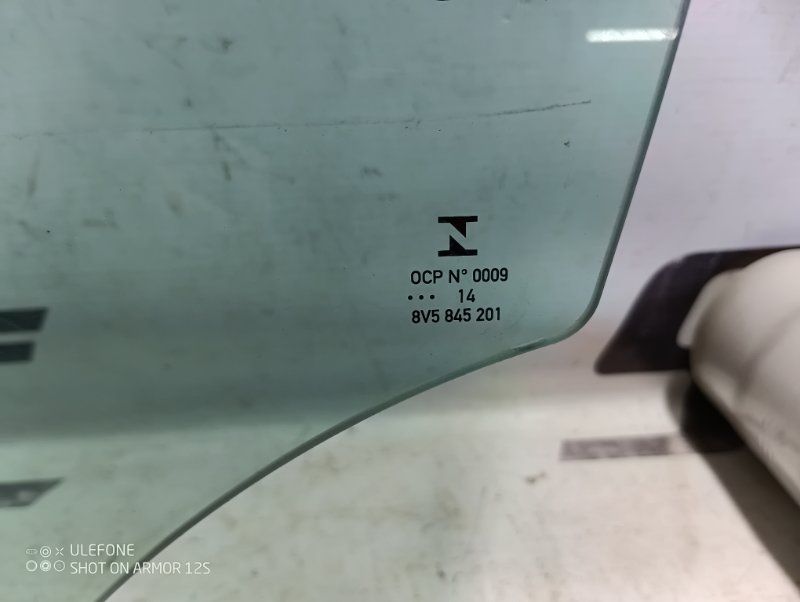 Стекло двери Audi A3 2014 8V Sedan