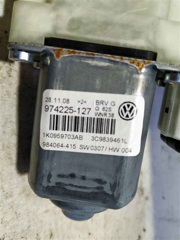 Моторчик стеклоподъемника Volkswagen Passat 2008 B6