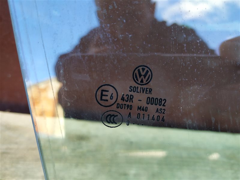 Стекло двери Volkswagen Passat 2008 B6