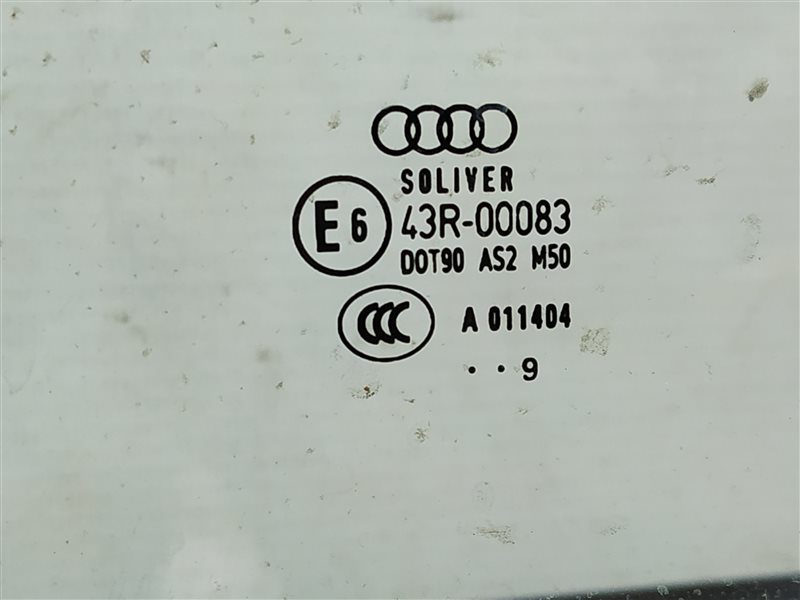 Стекло боковое Audi A6 2010 C6