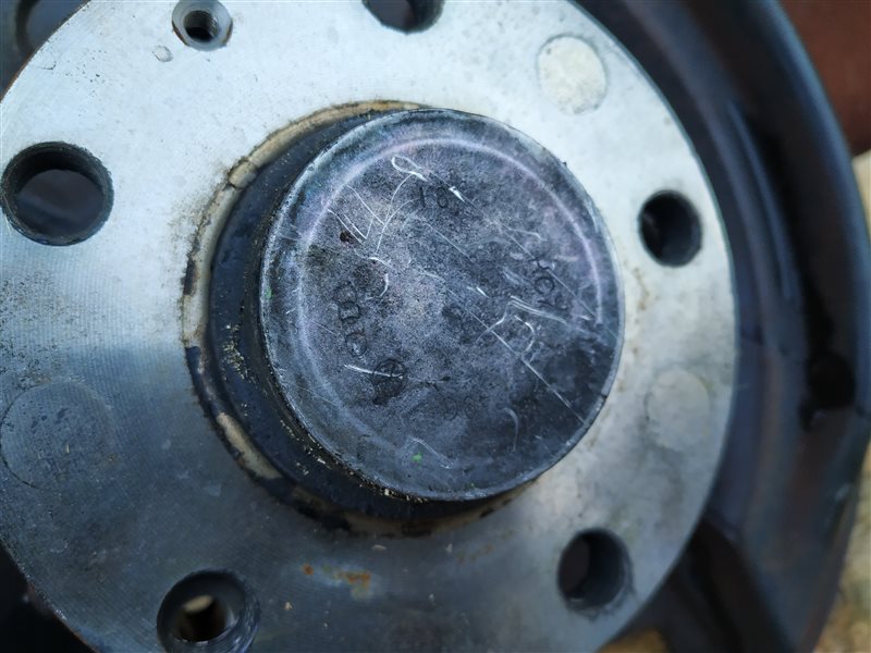 Кулак поворотный Audi A3 2009 8P