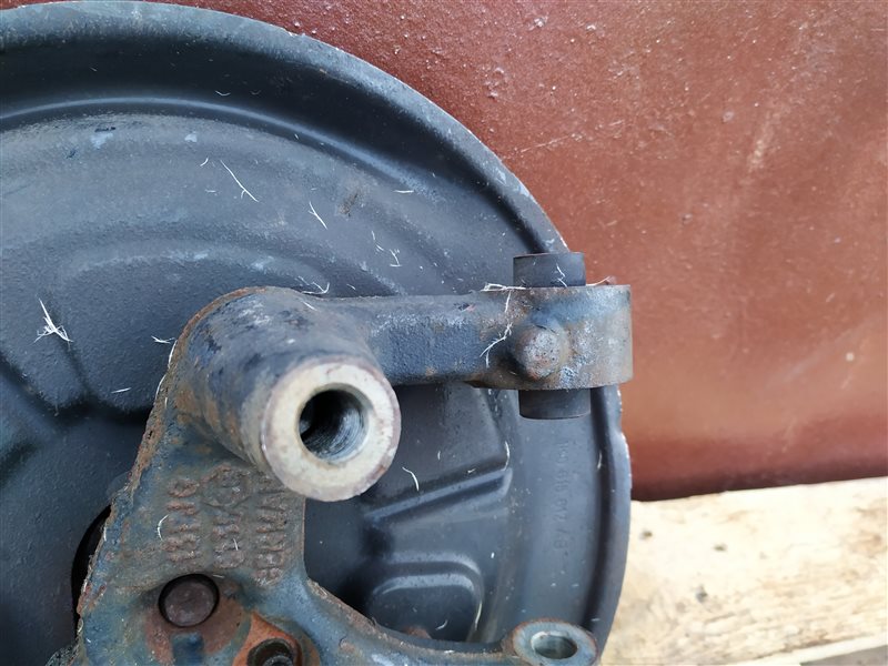 Кулак поворотный Audi A3 2009 8P