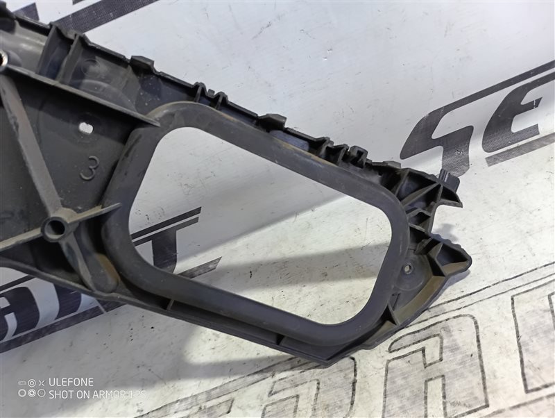 Кронштейн бампера Audi Q7 2007 4L
