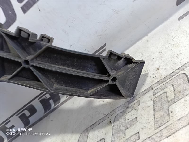 Кронштейн бампера Audi Q7 2007 4L