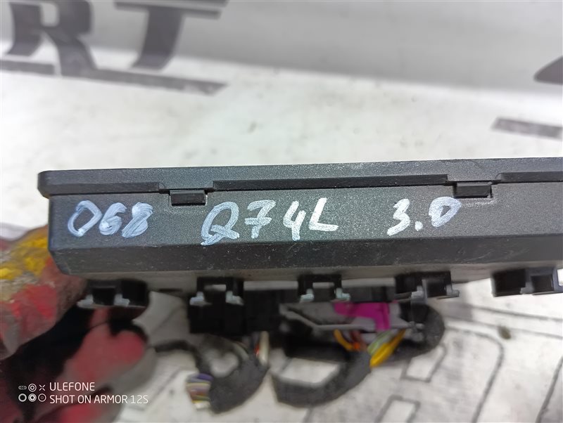 Блок света Audi Q7 2007 4L