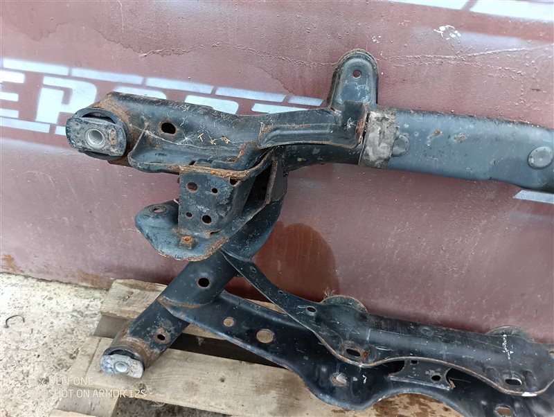 Балка подвески Volkswagen Tiguan 2010 5N