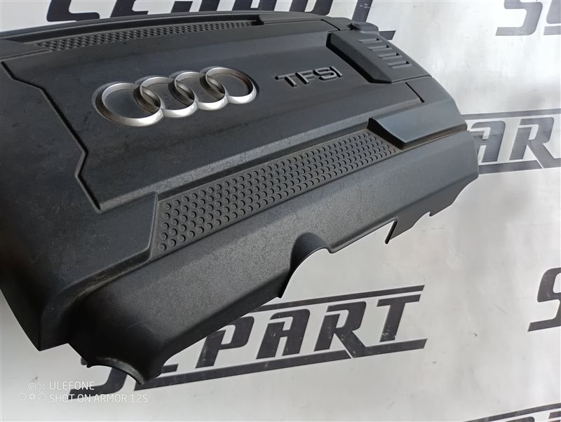 Крышка двигателя декоративная Audi A3 2014 8V Sedan