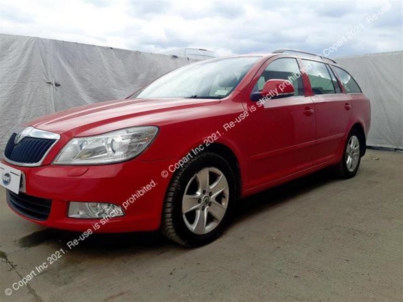 Skoda Octavia A5 2 поколение 2011 Skoda Octavia 2011 A5