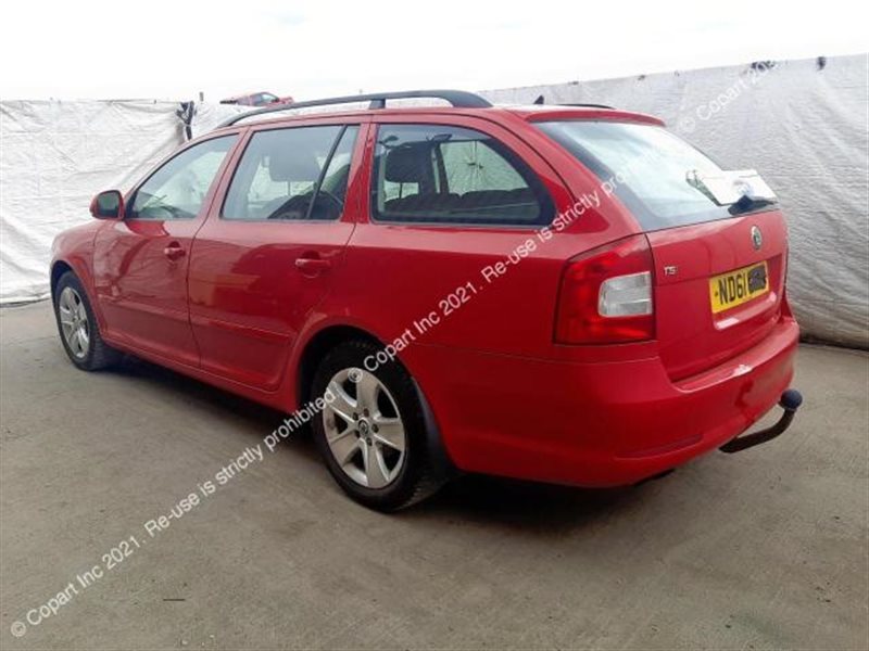Skoda Octavia A5 2 поколение 2011 Skoda Octavia 2011 A5