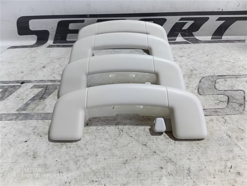 Ручки потолочные Volkswagen Passat 2015 B8