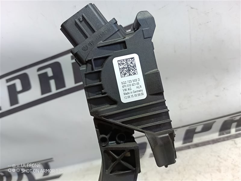 Педаль газа Volkswagen Passat 2015 B8