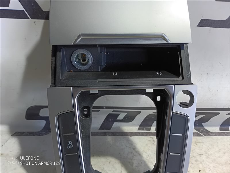 Консоль КПП Volkswagen Passat 2015 B8