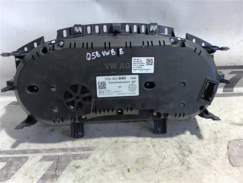 Панель приборов Volkswagen Passat 2015 B8