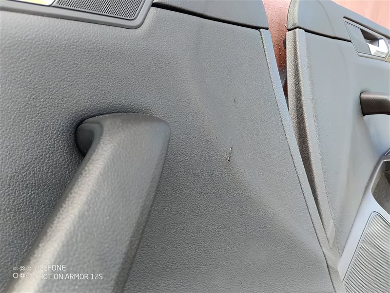 Обшивка двери боковой Skoda Superb 2015 III